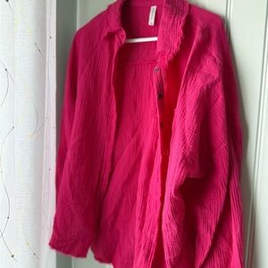 Zenana Outfitters Hot Pink Textured Shirt